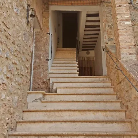 La Nyaraló